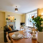 Prázdninový dům 27 - Spacious Duplex In