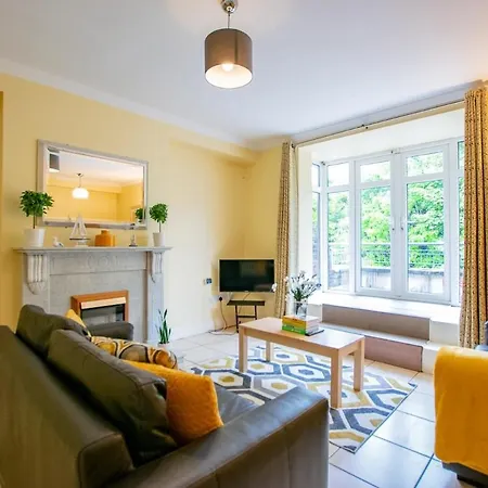 Spacious Duplex In Holiday home Galway