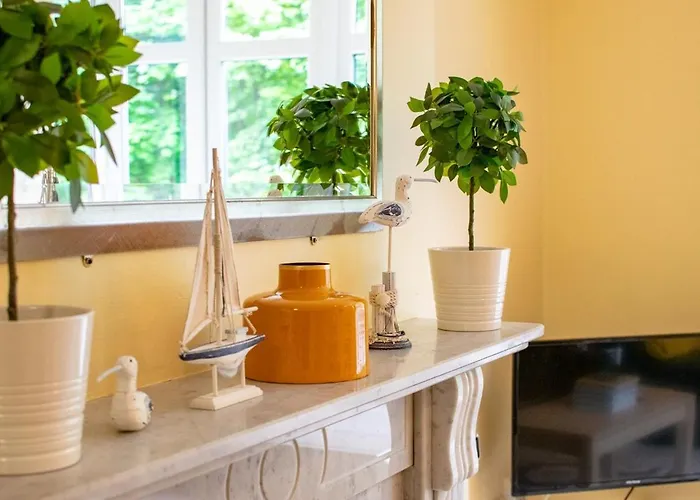 27 - Spacious Duplex In ゴールウェイ